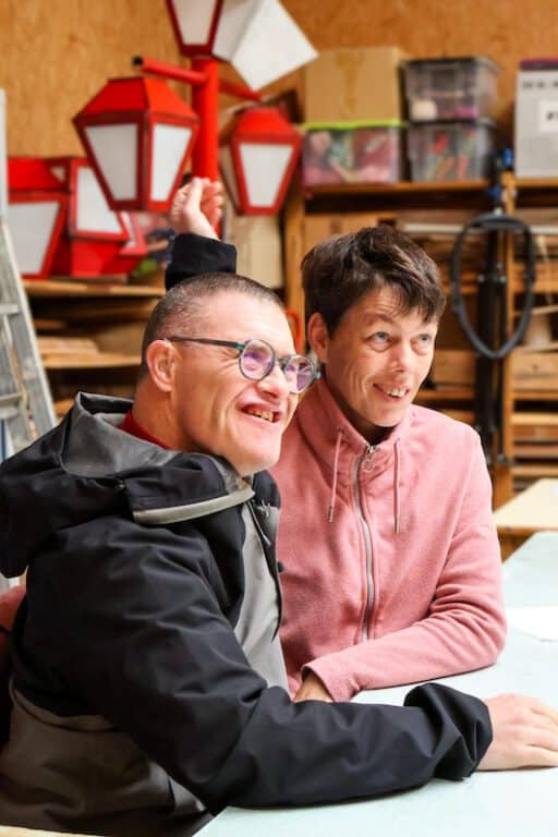 Deux adultes en situation de handicap à Angers, accueillis par l'association La Chevalerie