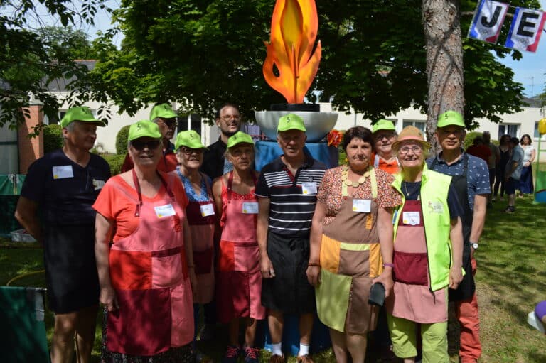 Bénévoles de l'association La Chevalerie Angers, Trélazé